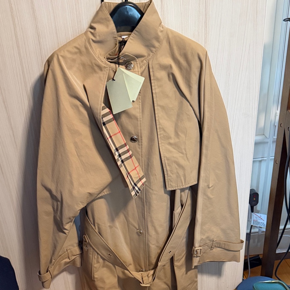 Burberry Classic Beige Trench Coat